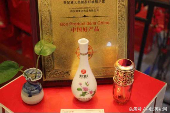 景德镇青花瓷器品牌前十名,景德镇瓷器套装