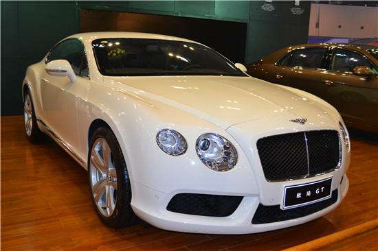 宾利欧陆经典色,宾利欧陆gtv8