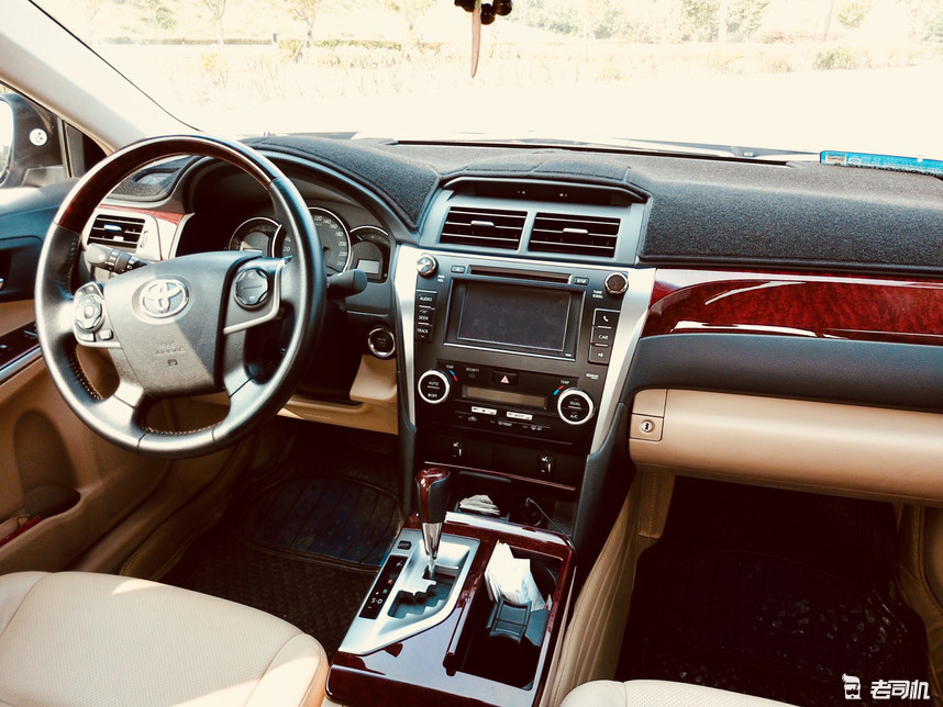 第七代凯美瑞皮实耐用这车保守可以开30年