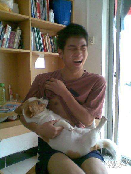 宿舍关系是大学成功的一半,一个宿舍的关系能差到什么地步