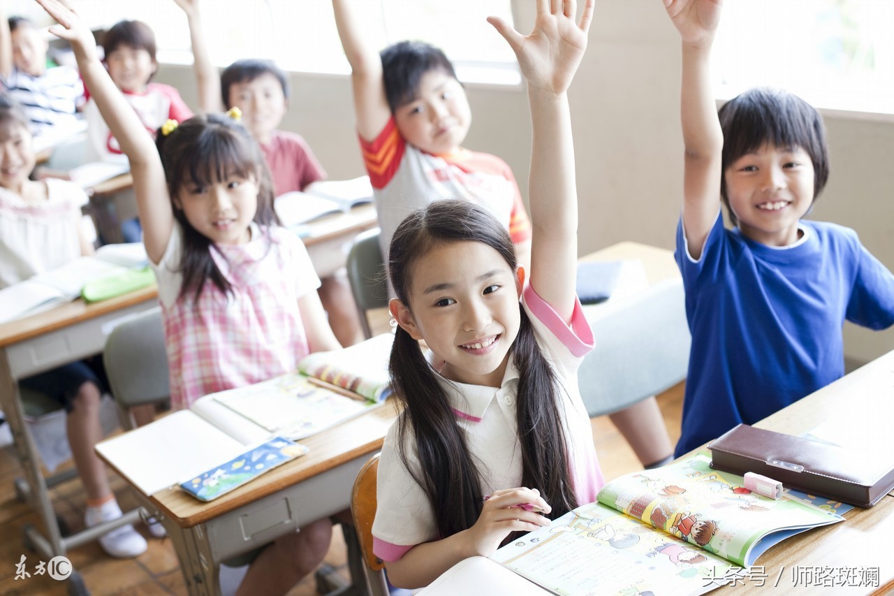 学生上课说话班主任应怎么解决,学生上课说话教师巧妙处理