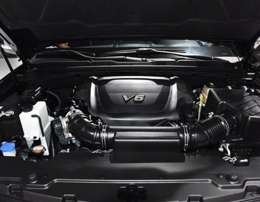 起亚霸锐2020款有五座,比霸道好看的几款越野车