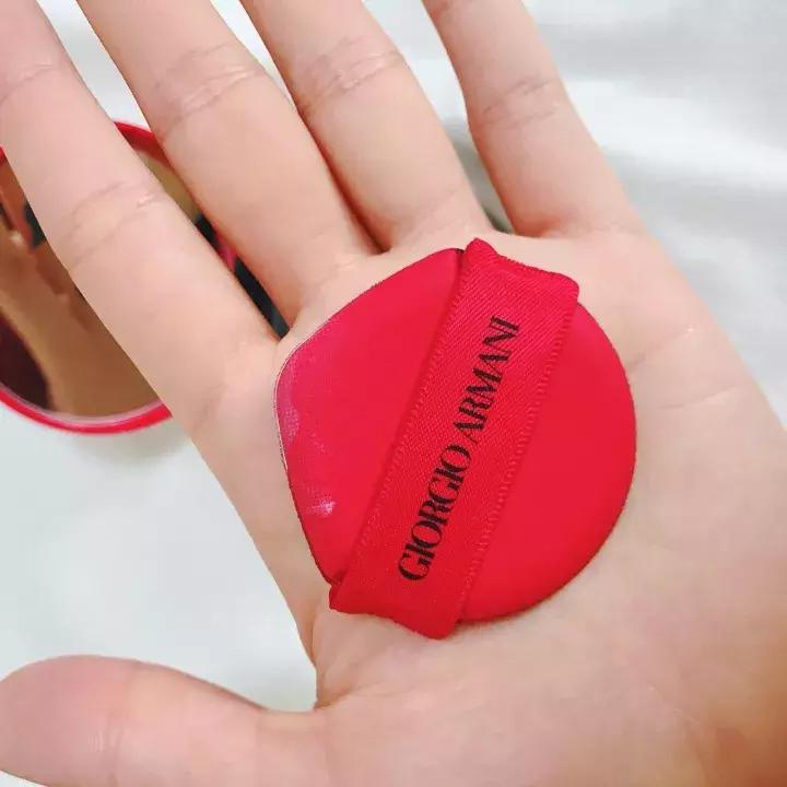 推荐阿玛尼黑气垫,阿玛尼红气垫真实测评瑕疵皮