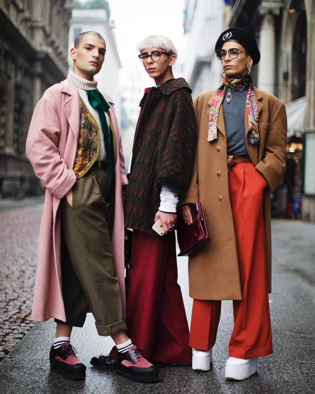 “大衣是女人的第一藏身所”