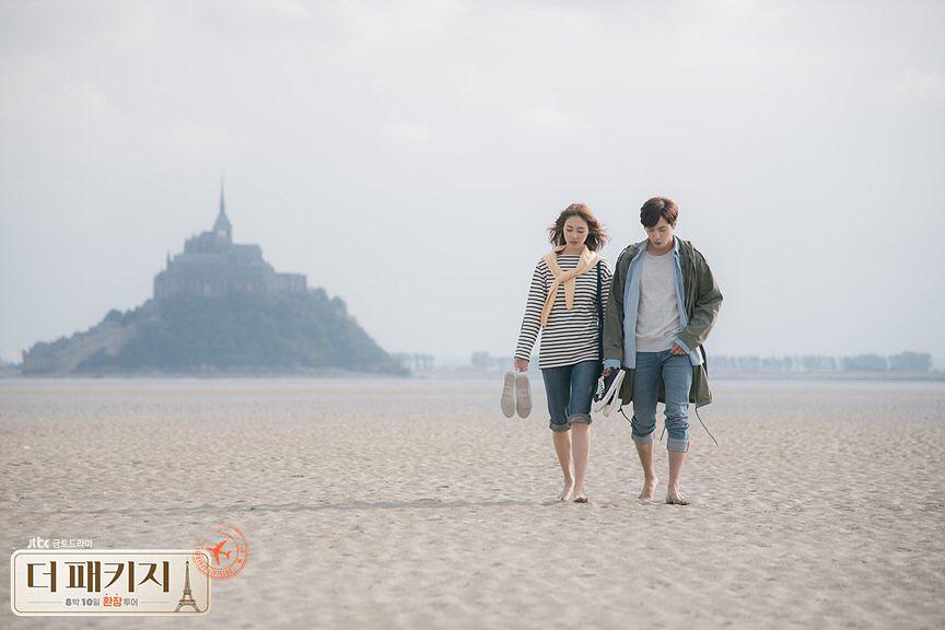 又是内衣癖，又是贞操带，这剧还没看到爱情，就先收获一个蛇精病