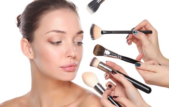 做完美瞳线睡觉还是睁眼睛消肿快,美瞳线第四天化脓红肿几天消肿