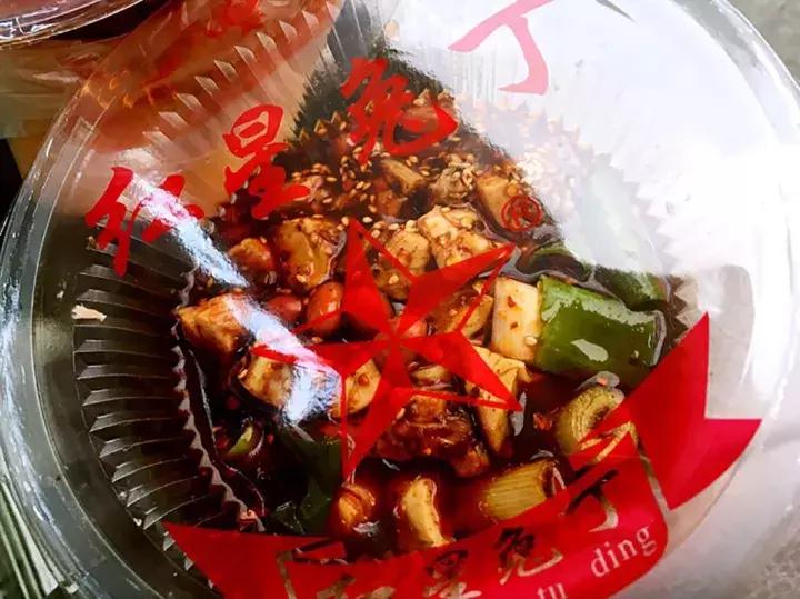 巨型大兔子被人偷吃了,1000种吃兔子的方法