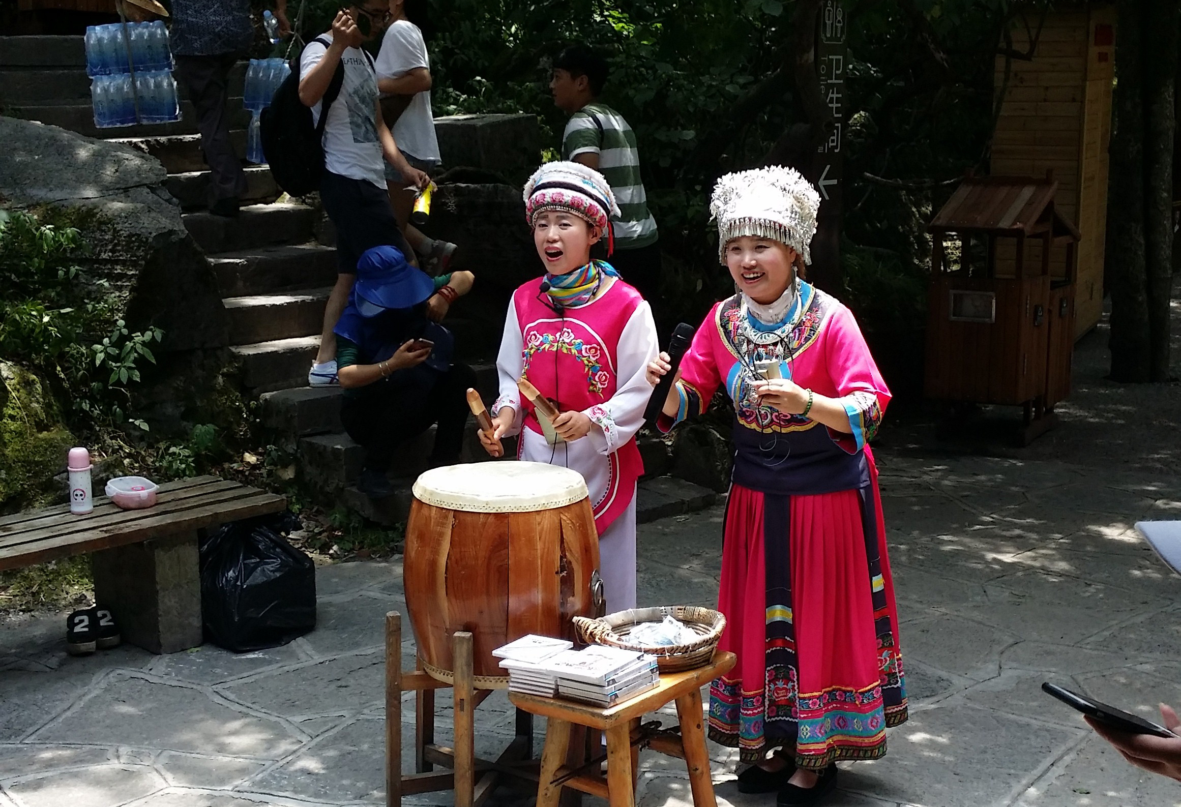 张家界天门山玻璃栈道1日游览,张家界天门山玻璃栈道三日游攻略