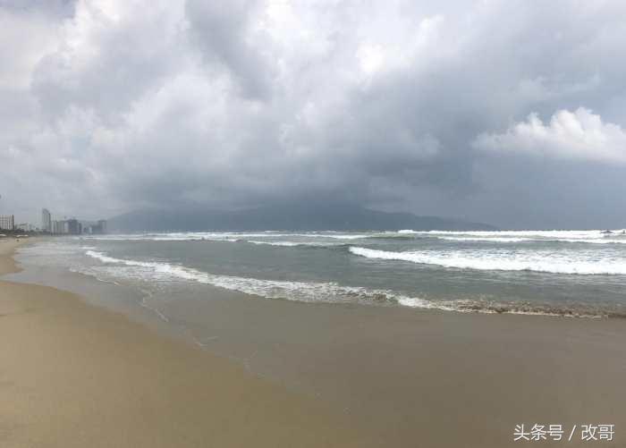 金秋十月，直飞岘港，宝华国旅邀你遇见越南最美的山海天