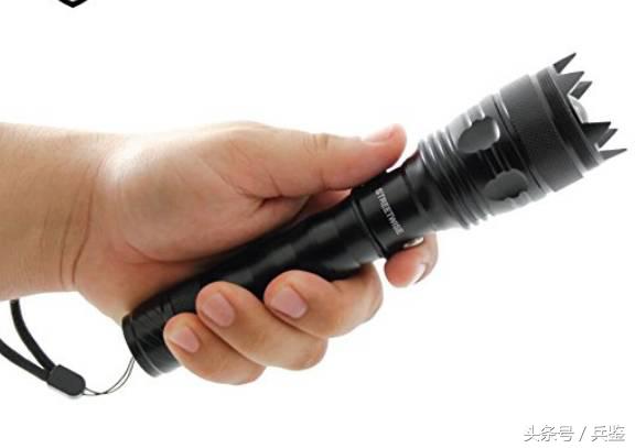 防身自卫反击技巧,自卫武器防身招数