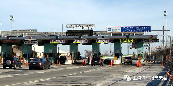 美国租车自驾违章,在美国租车自驾收到罚单怎么办