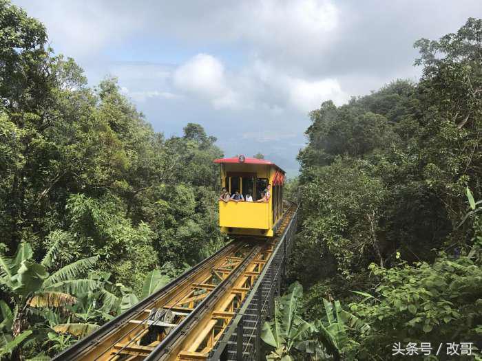 金秋十月，直飞岘港，宝华国旅邀你遇见越南最美的山海天