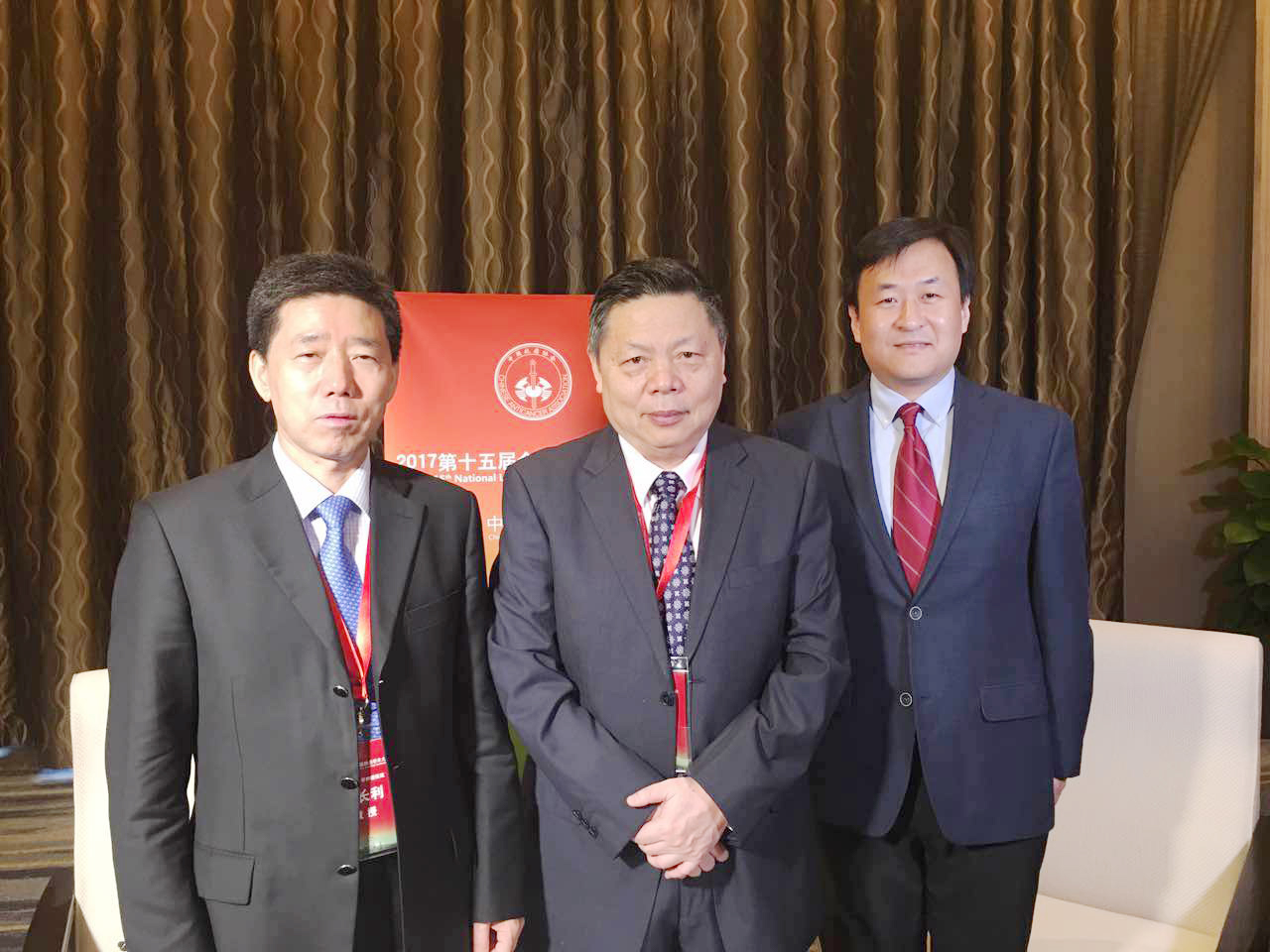 两大元首会晤,两大巨头会晤