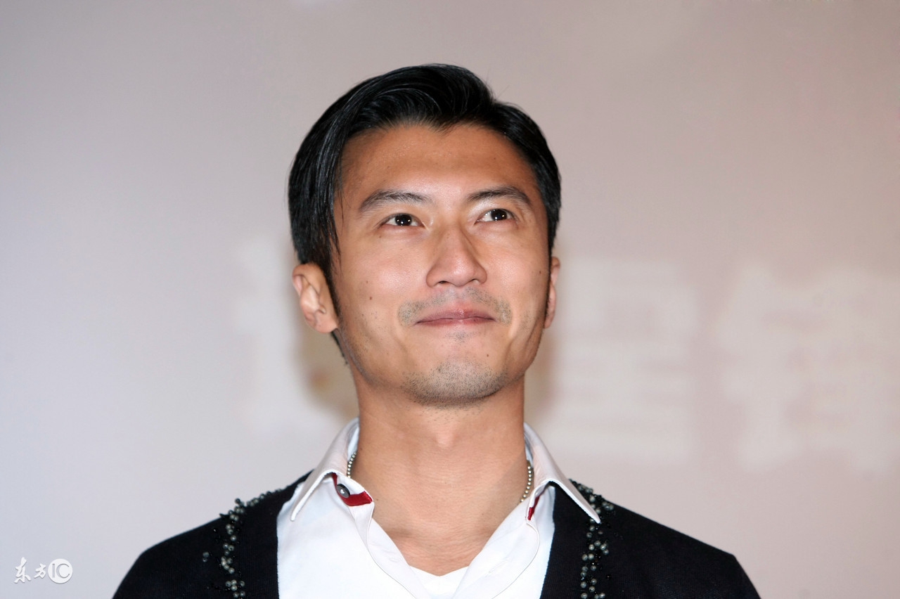 头皮屑突然增多是癌症的前兆吗,大块头皮屑可能是得了癌症吗