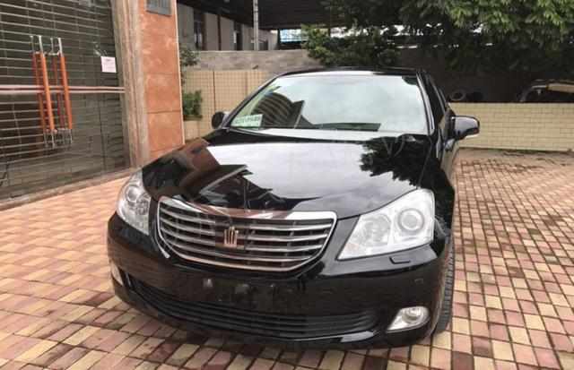 30多万买的丰田皇冠,花30万买丰田