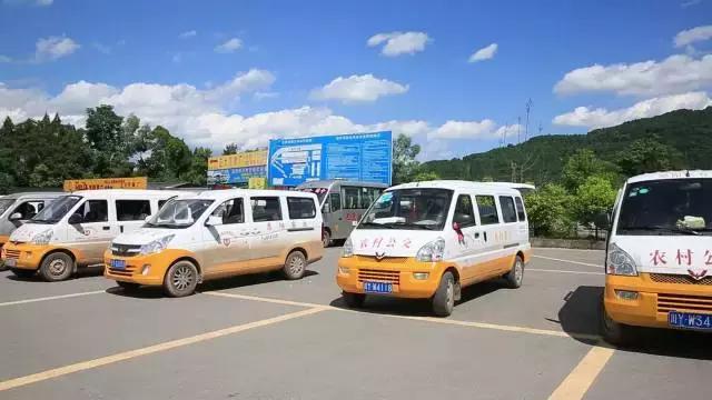 大家好,我来介绍一下恩阳“川东北综合交通新枢纽”是如何炼成的