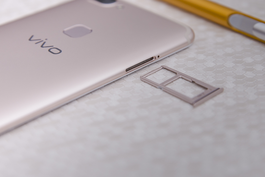 vivox20是不是最新款手机,使用一年后的vivox90实测