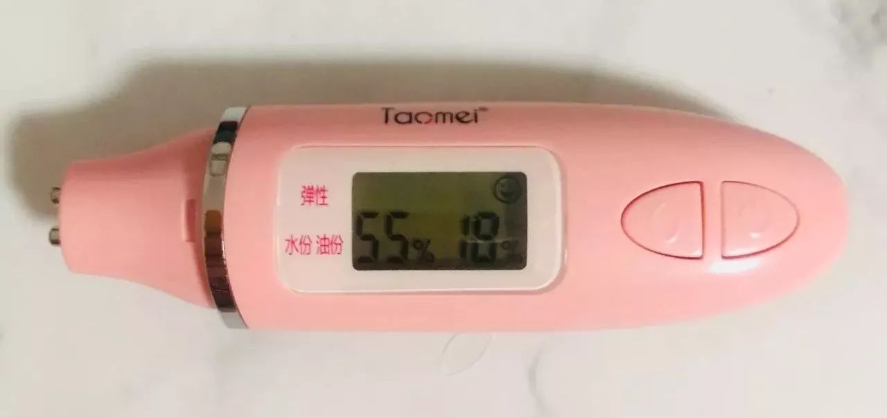 换季皮肤长痘干燥起皮怎么办,秋冬换季皮肤爆痘急救