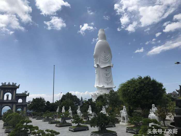 金秋十月，直飞岘港，宝华国旅邀你遇见越南最美的山海天
