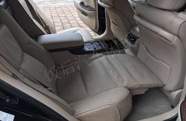 30多万买的丰田皇冠,花30万买丰田