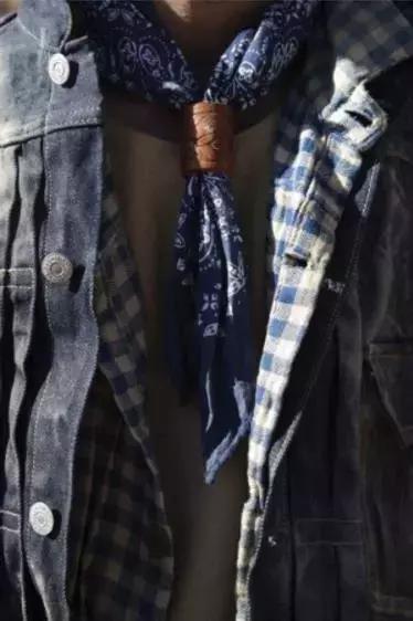 格子衬衫怎么穿不像学生,程序员白衬衣怎么搭配