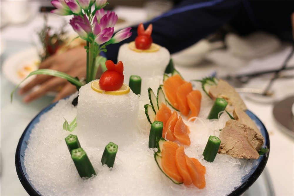 闺蜜相聚出游,闺蜜小聚好去处酒店