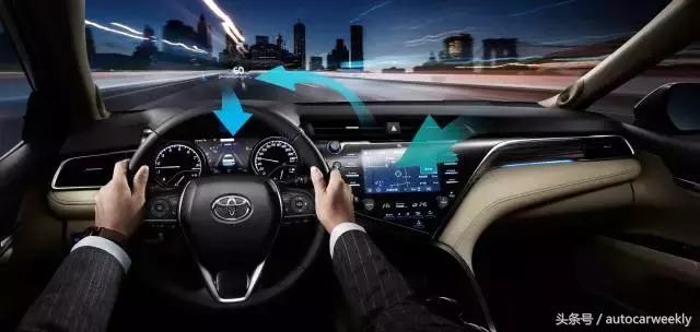 从蔻驰的转身，我们发现下一个豪门是它