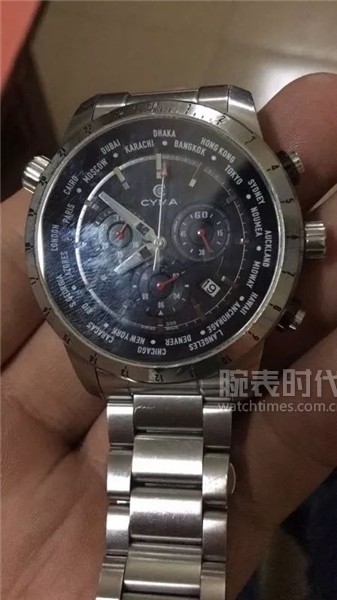 看看路人都戴什么翡翠,适合女生戴的小众牌子