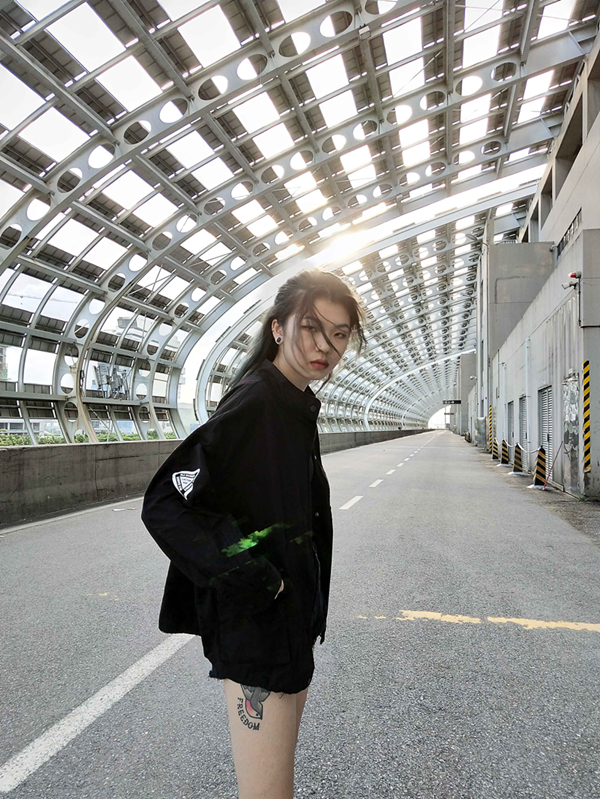 vivox20是不是最新款手机,使用一年后的vivox90实测