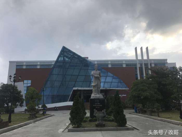 金秋十月，直飞岘港，宝华国旅邀你遇见越南最美的山海天