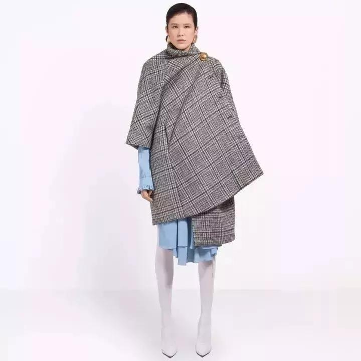 新娱儿美了一季的巴黎世家开始作妖了,丑不丑大家来评评理