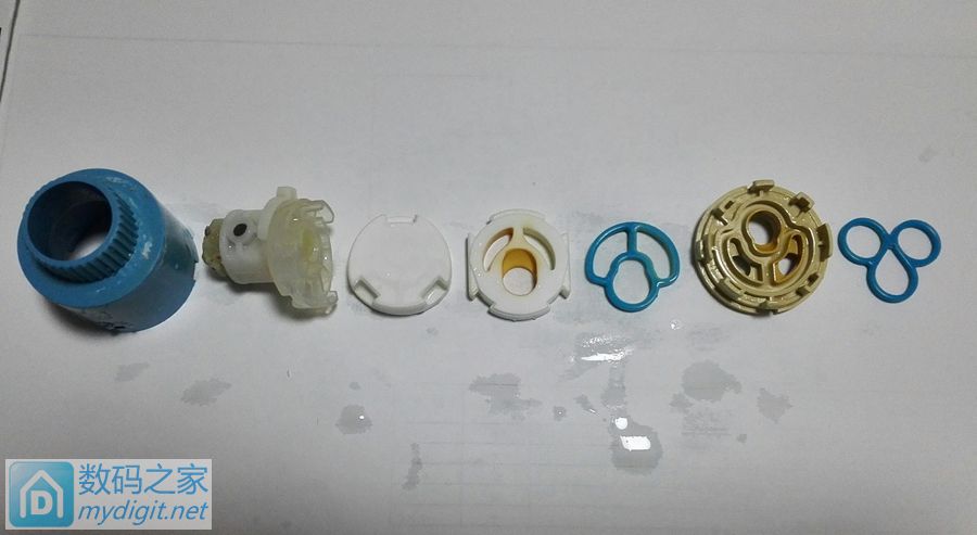 淋浴阀芯漏水怎么修视频,淋浴花洒阀芯漏水如何维修