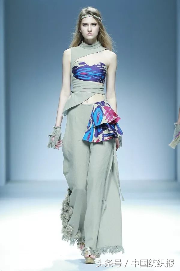 雅莹早春穿什么衣服,雅莹国风美学女装