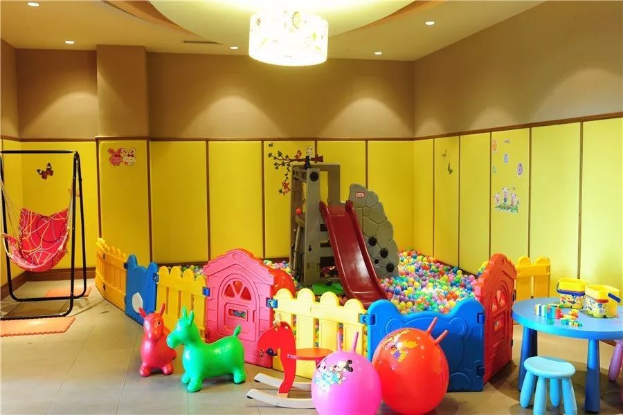 吃正宗阳澄湖大闸蟹饭店推荐,阳澄湖大闸蟹酒店哪家好