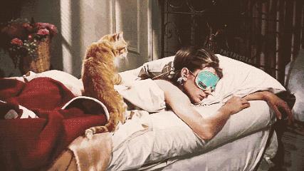 一抽一抽的疼啥情况,胚胎着床会有一抽一抽刺痛感