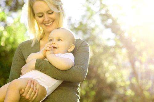 宝宝缺钙和锌该喝什么奶粉,宝宝缺钙吃钙水好还是乳钙好