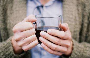 防止手脚冰凉的最佳方法,畏寒怕冷手脚冰凉