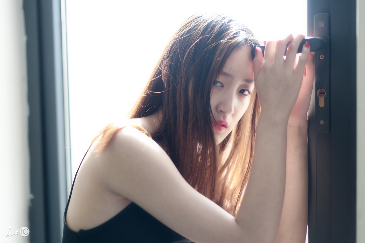 前女友开车撞了我车子,前女友追尾我车