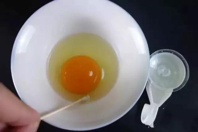 挂钩老是掉怎样让它牢固,挂钩怎么取下来不留痕迹呢