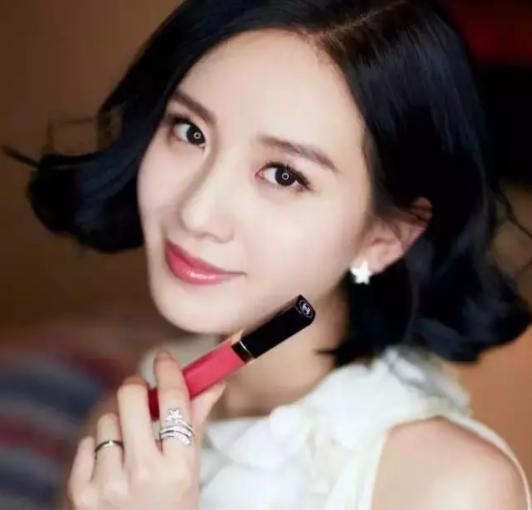 杨幂最流行口红,杨幂刘诗诗女人味十足