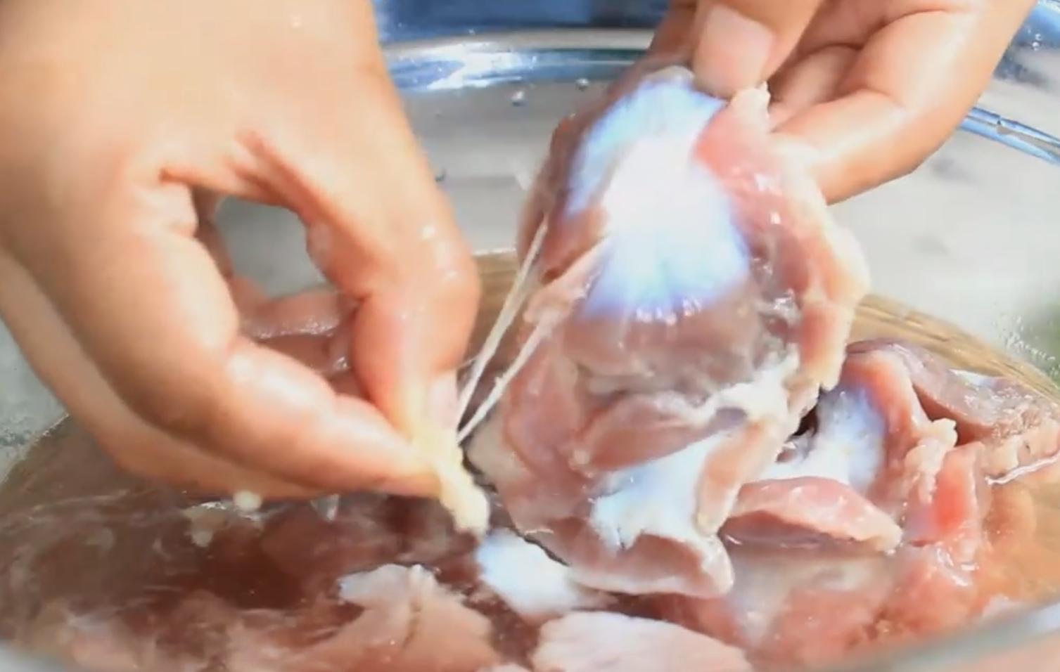 鸡心鸡肝鸡胗的凉拌家常做法,凉拌鸡胗看着就有食欲