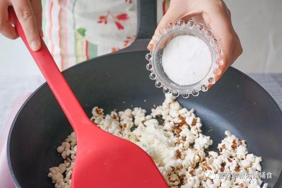 自制无油无糖爆米花热量,爆米花三合一装低糖