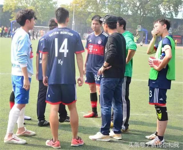 奖杯背后是汗水——2017武汉大学“新生杯”足球赛冠军诞生记