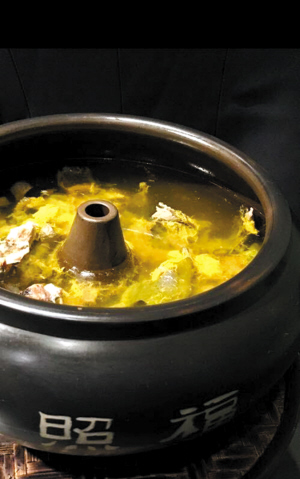 李永明朝鲜,国宴菜云南汽锅鸡