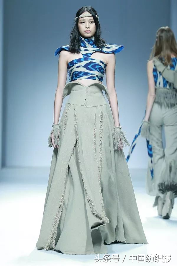 雅莹早春穿什么衣服,雅莹国风美学女装