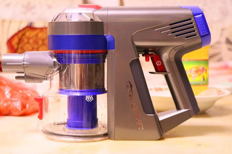 仿戴森吸尘器的中国品牌,戴森吸尘器吸力跟其他品牌比