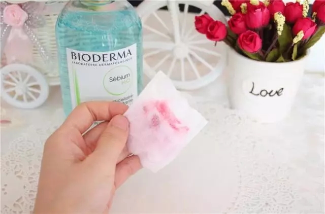 卸妆水推荐敏感肌肤温和不刺激,卸妆水敏感肌专用温和不刺激芦荟