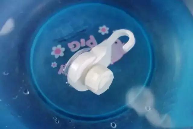 挂钩老是掉怎样让它牢固,挂钩怎么取下来不留痕迹呢