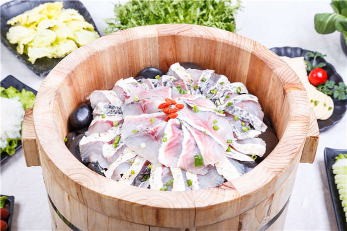 开鱼火锅店怎么经营,开鱼火锅店如何选择底料