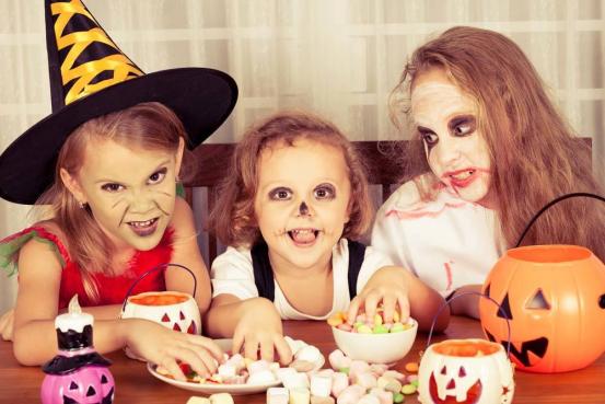 万圣节降临,不借钱,就捣蛋?网友回复:快用借贷宝!